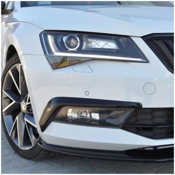 Dokładki/ splittery przedniego zderzaka SKODA SUPERB MK3 - Image 4